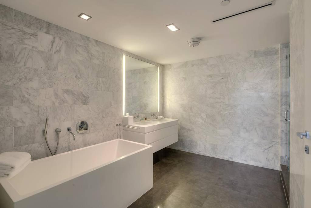 Luxury Boutique Suite Collins Ave Μαϊάμι Μπιτς Εξωτερικό φωτογραφία