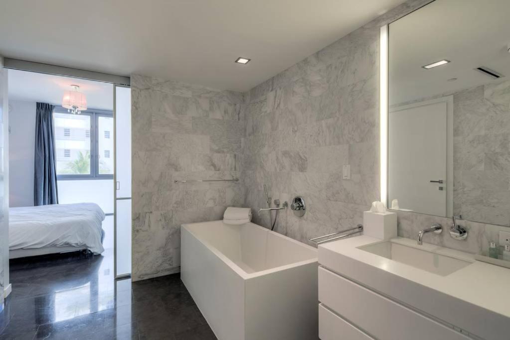Luxury Boutique Suite Collins Ave Μαϊάμι Μπιτς Εξωτερικό φωτογραφία